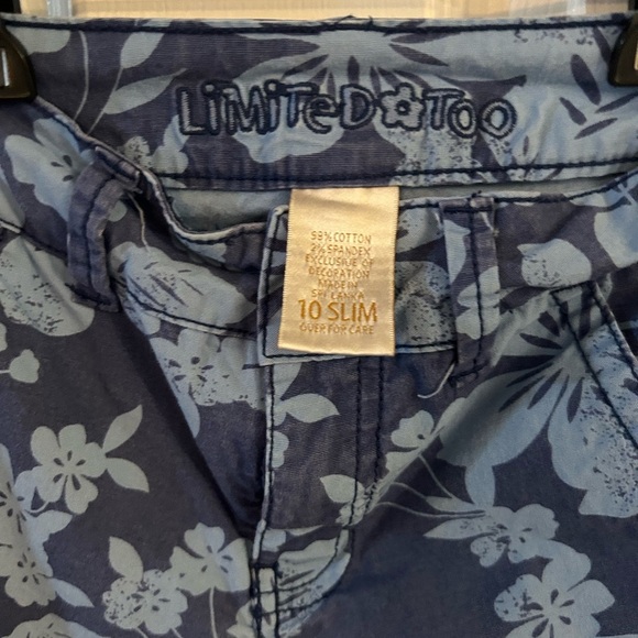 Limited Too blue floral jeans. - Picture 3 of 4